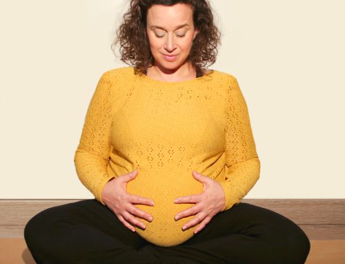 Professeur de yoga prénatal à Paris : comment choisir